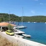& Lucija Maison d'hôtes Polače