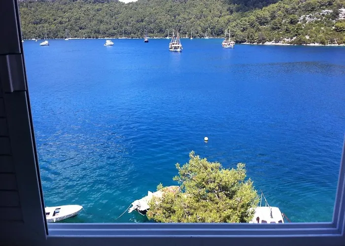 Gostinjska kuća & Lucija Polace